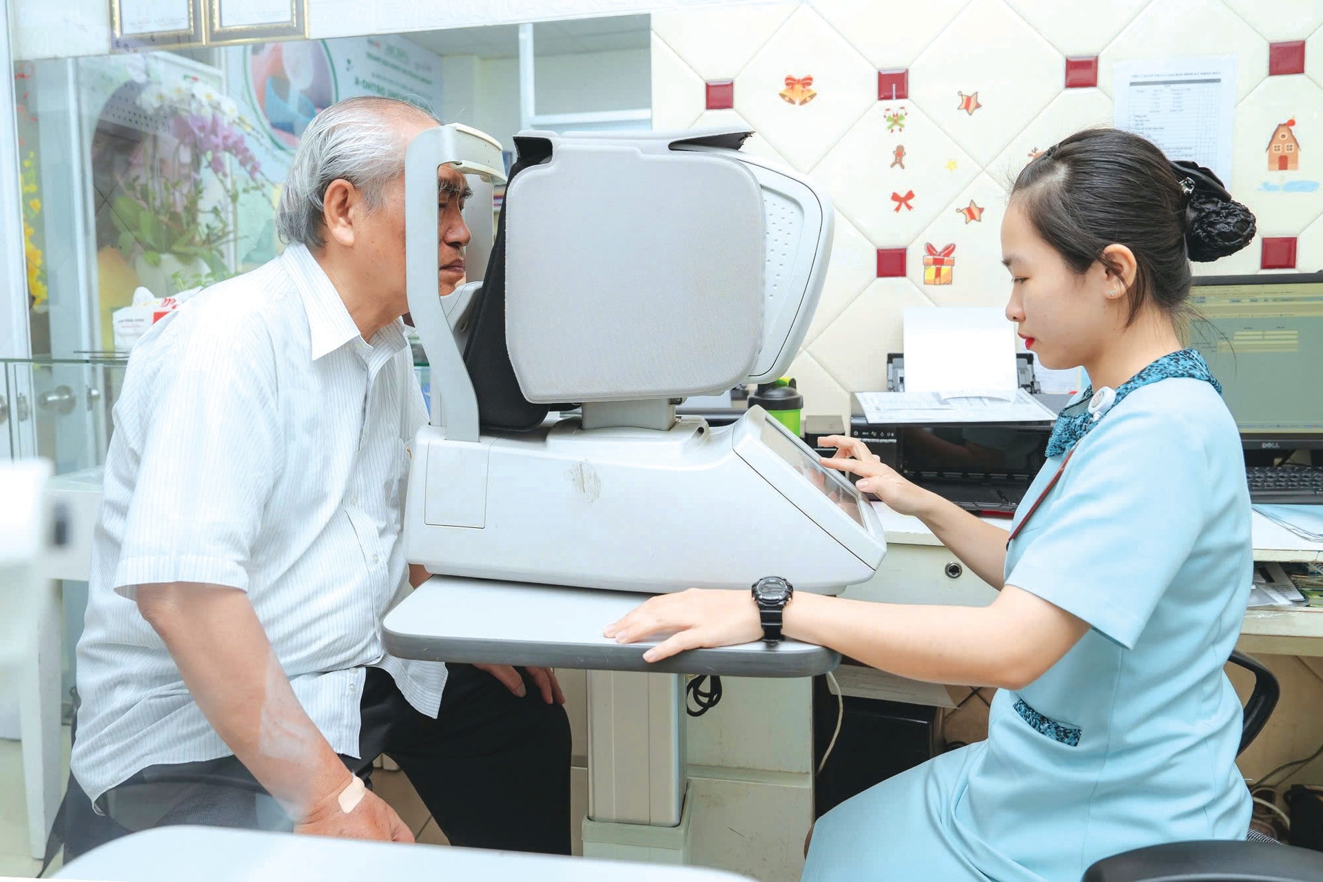 ffeae2815afad6a48feb